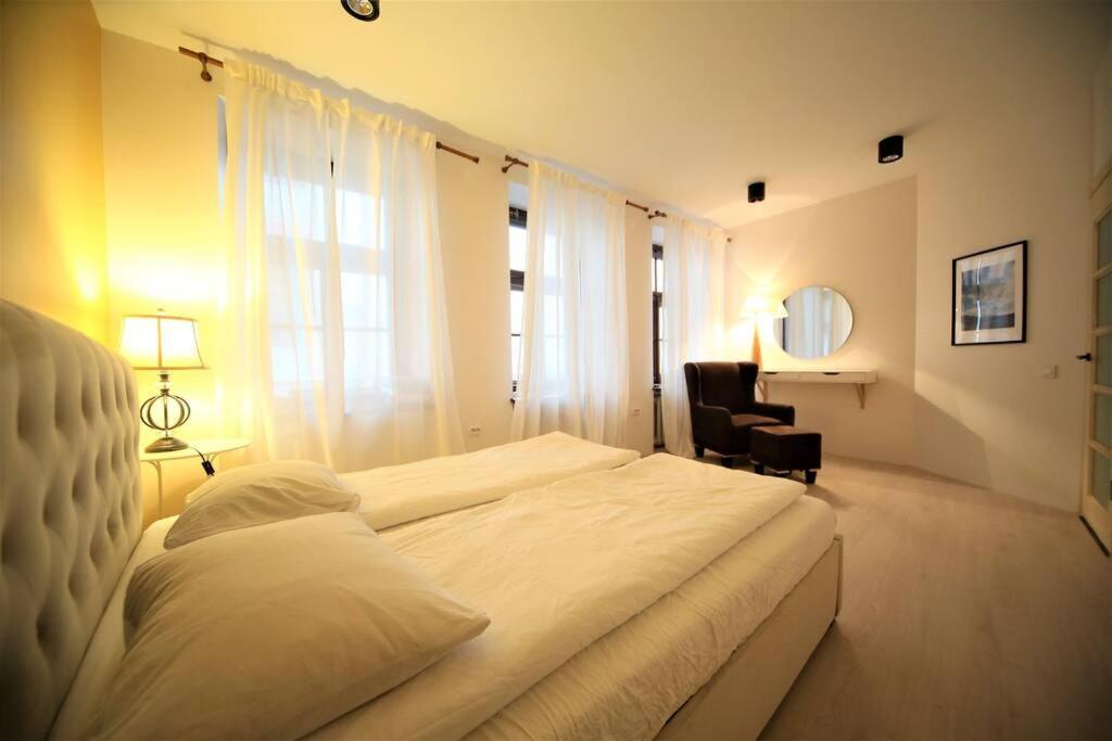 Lovely Two Bedroom In The Old Town Riga Dış mekan fotoğraf