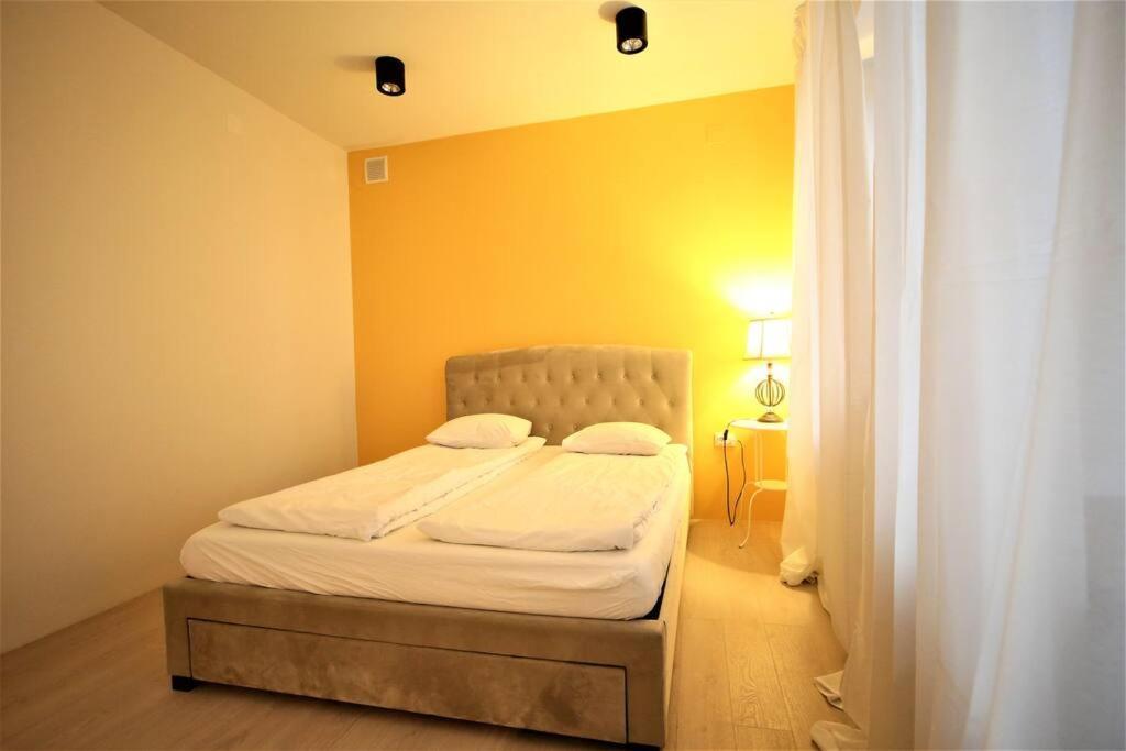 Lovely Two Bedroom In The Old Town Riga Dış mekan fotoğraf
